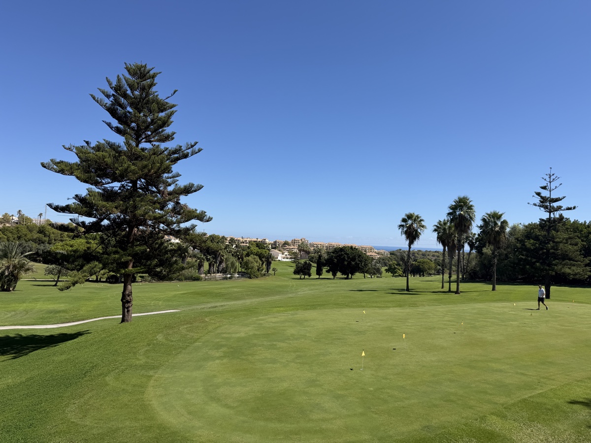 For sale - 2 Bedroom 2 Bathroom Townhouse in Campoamor Golf, Villamartin - , Campoamor Golf, Alicante, Spain - Alicante