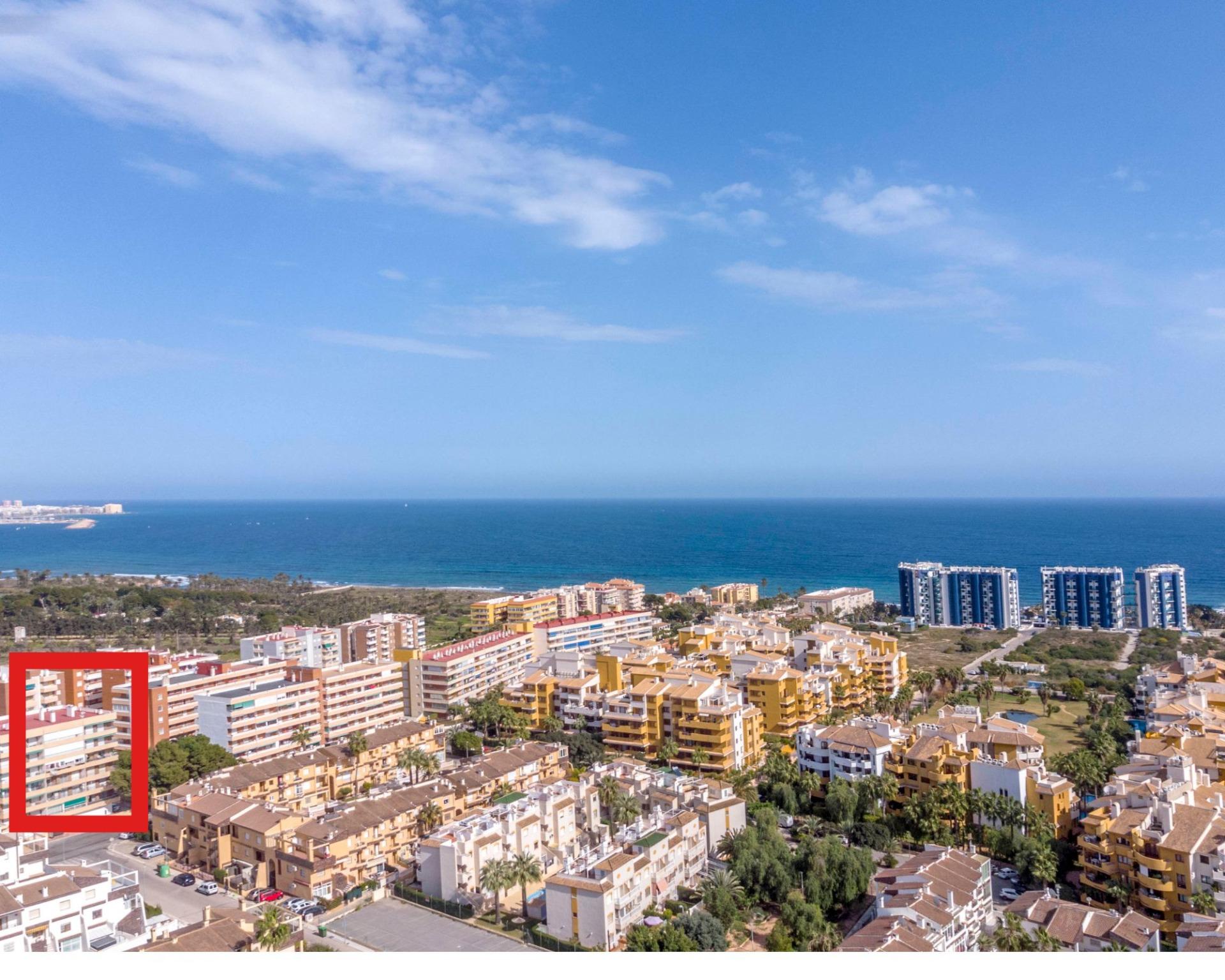 For sale - 2 Bedroom 1 Bathroom Apartment in Torrevieja - Punta Prima  - Alicante