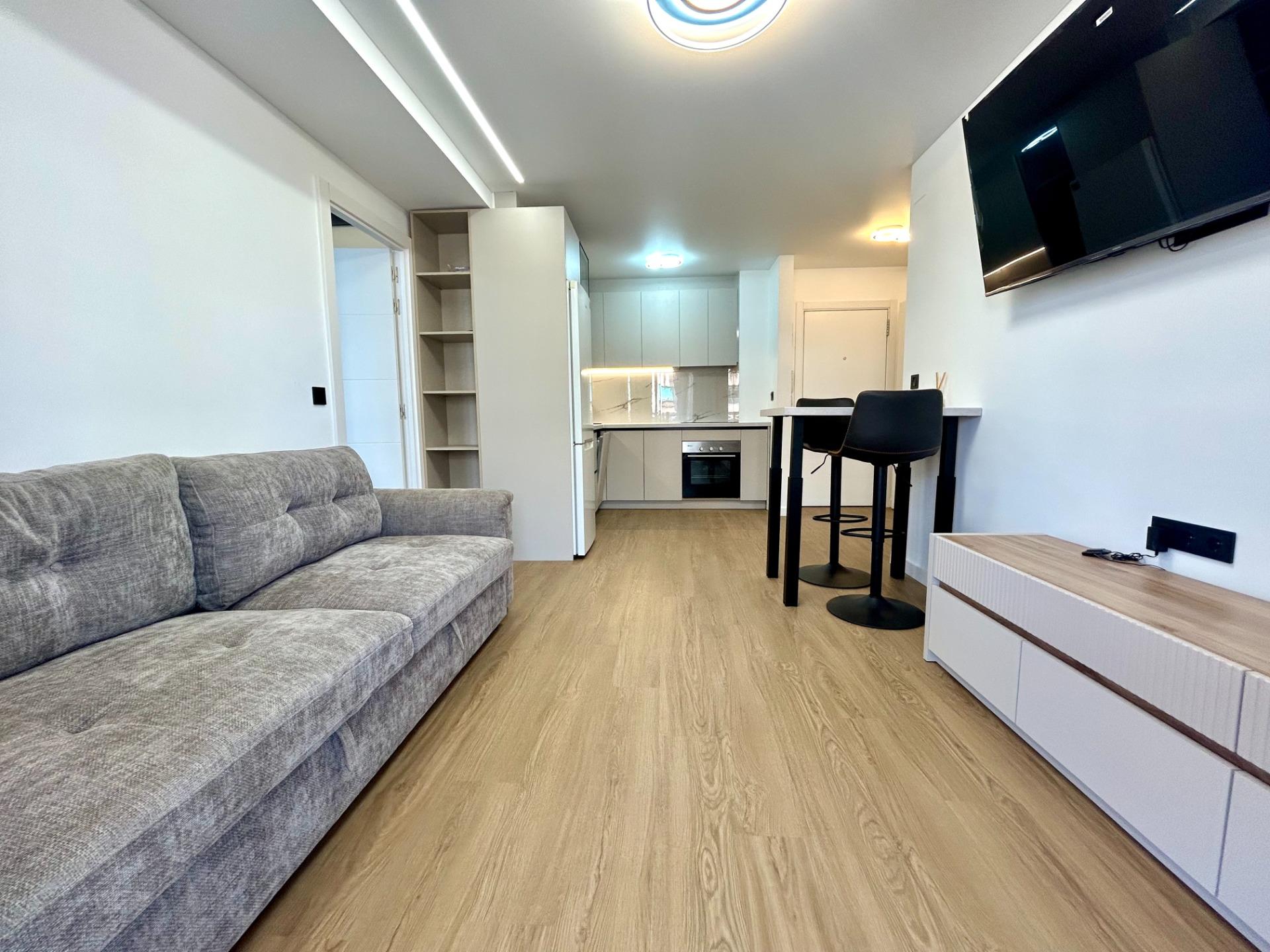 For sale - 2 Bedroom 1 Bathroom Apartment in Torrevieja - Punta Prima  - Alicante