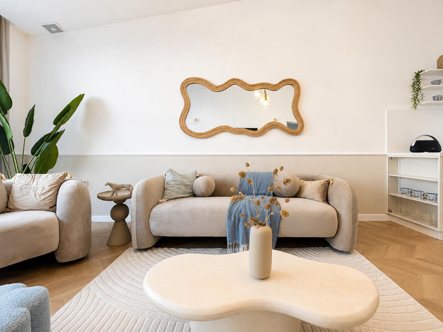 For sale - 4 Bedroom 2 Bathroom Semi in Punta Prima  - Punta Prima  - Alicante