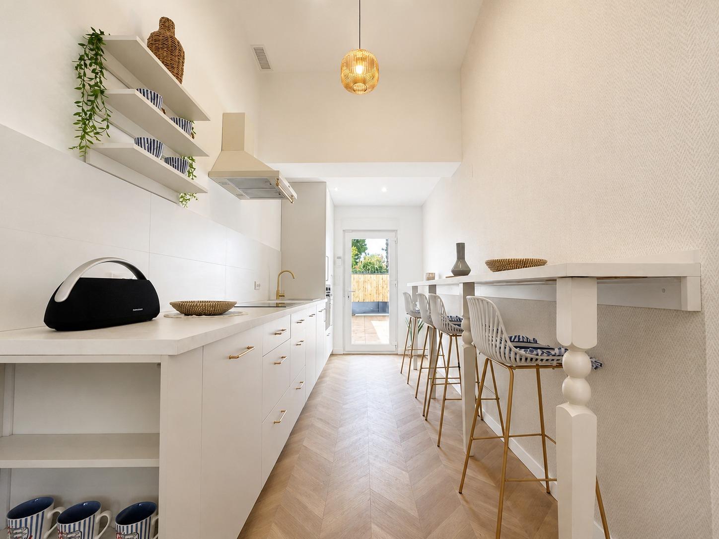 For sale - 4 Bedroom 2 Bathroom Semi in Punta Prima  - Punta Prima  - Alicante