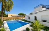 17-295129426689/80980, 4 Bedroom 2 Bathroom Semi in Punta Prima 