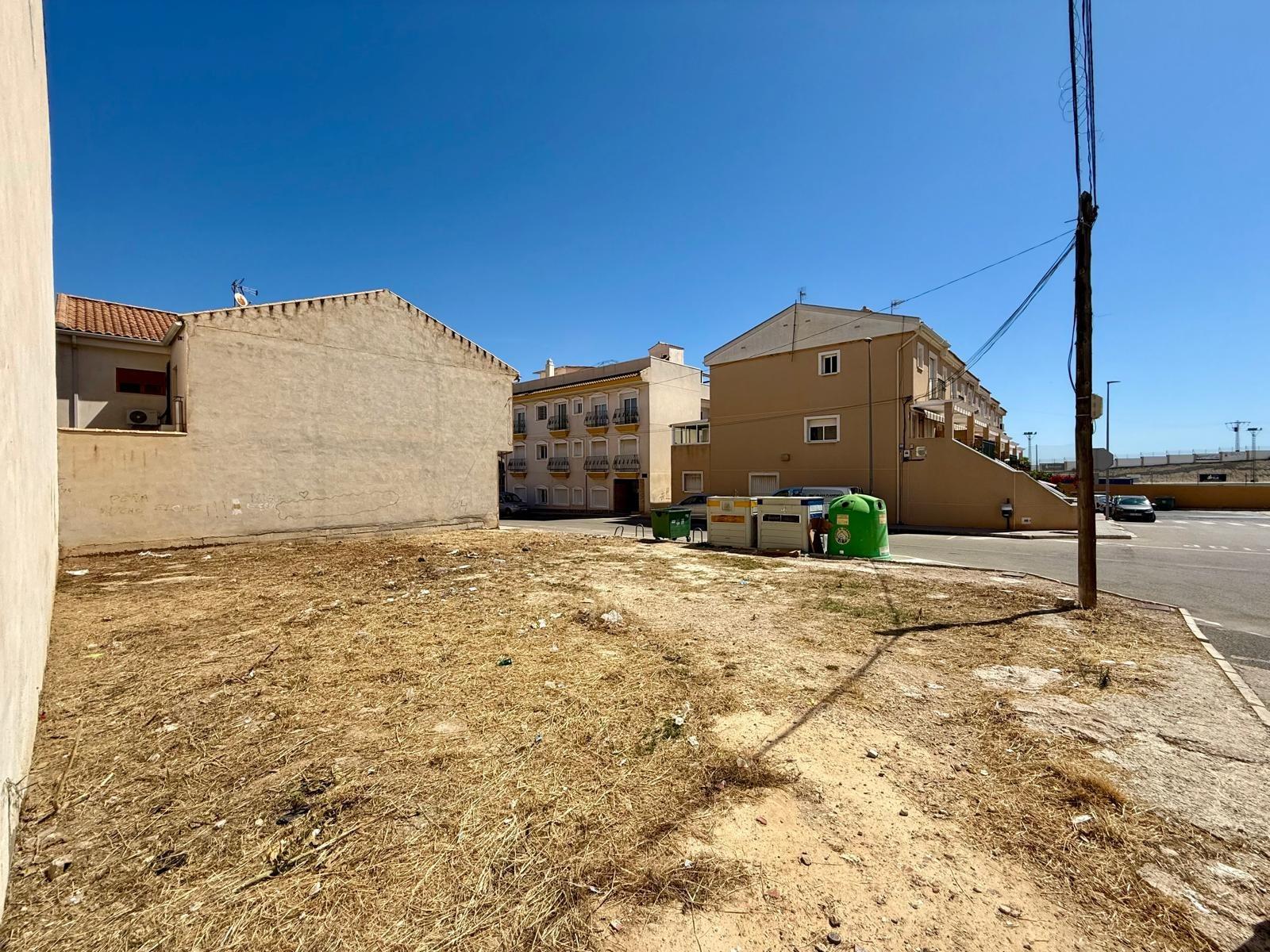 For sale - Plot in San Miguel de Salinas - CENTRO URBANO  - Alicante