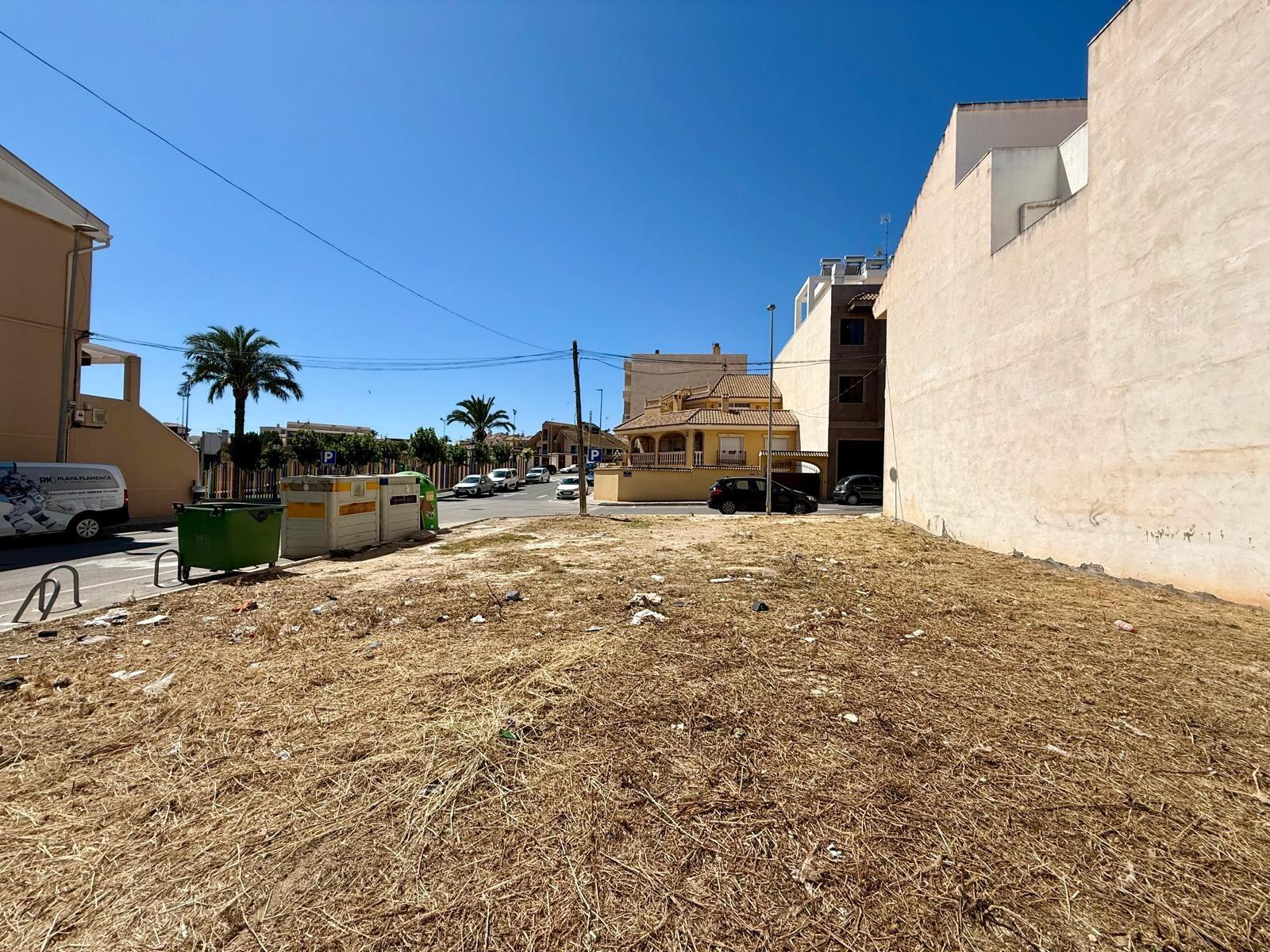 For sale - Plot in San Miguel de Salinas - CENTRO URBANO  - Alicante