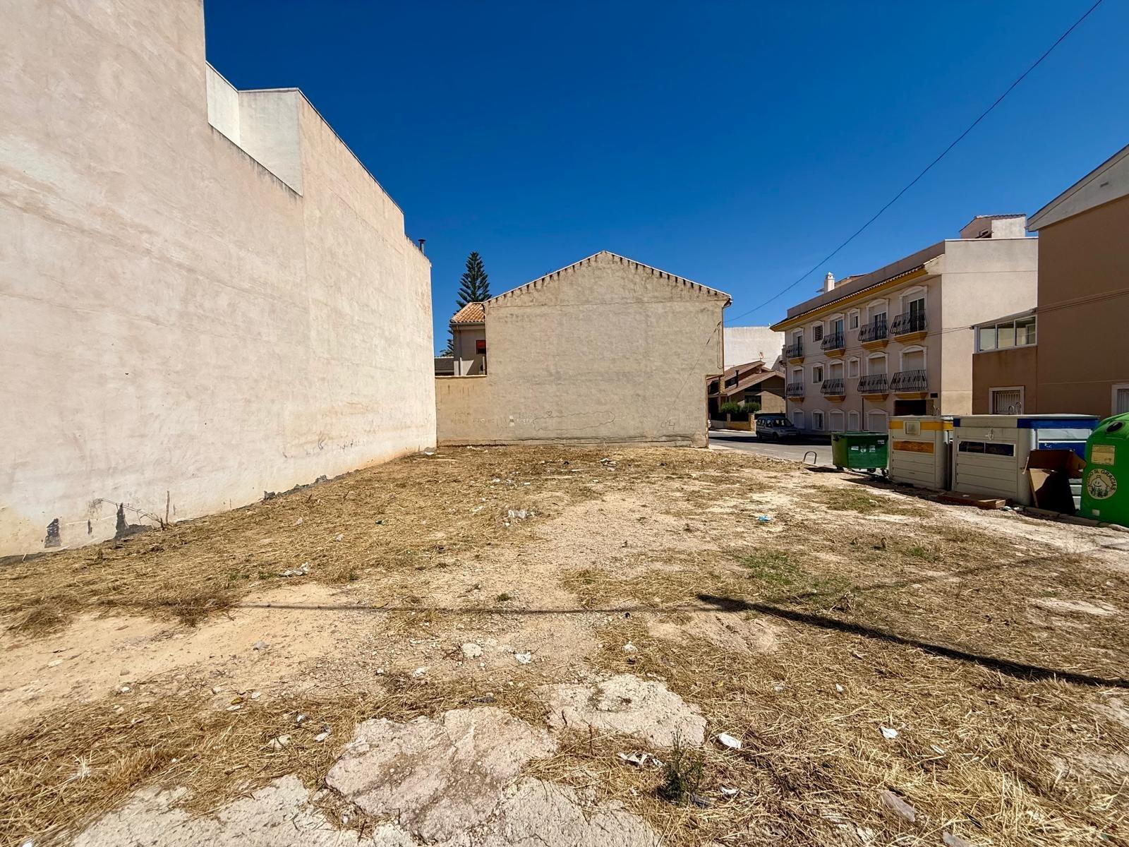 For sale - Plot in San Miguel de Salinas - CENTRO URBANO  - Alicante