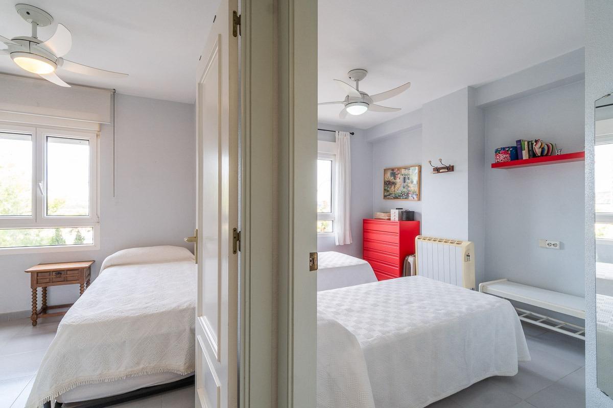 For sale - 3 Bedroom 1 Bathroom Apartment in Orihuela Costa - Campoamor  - Alicante