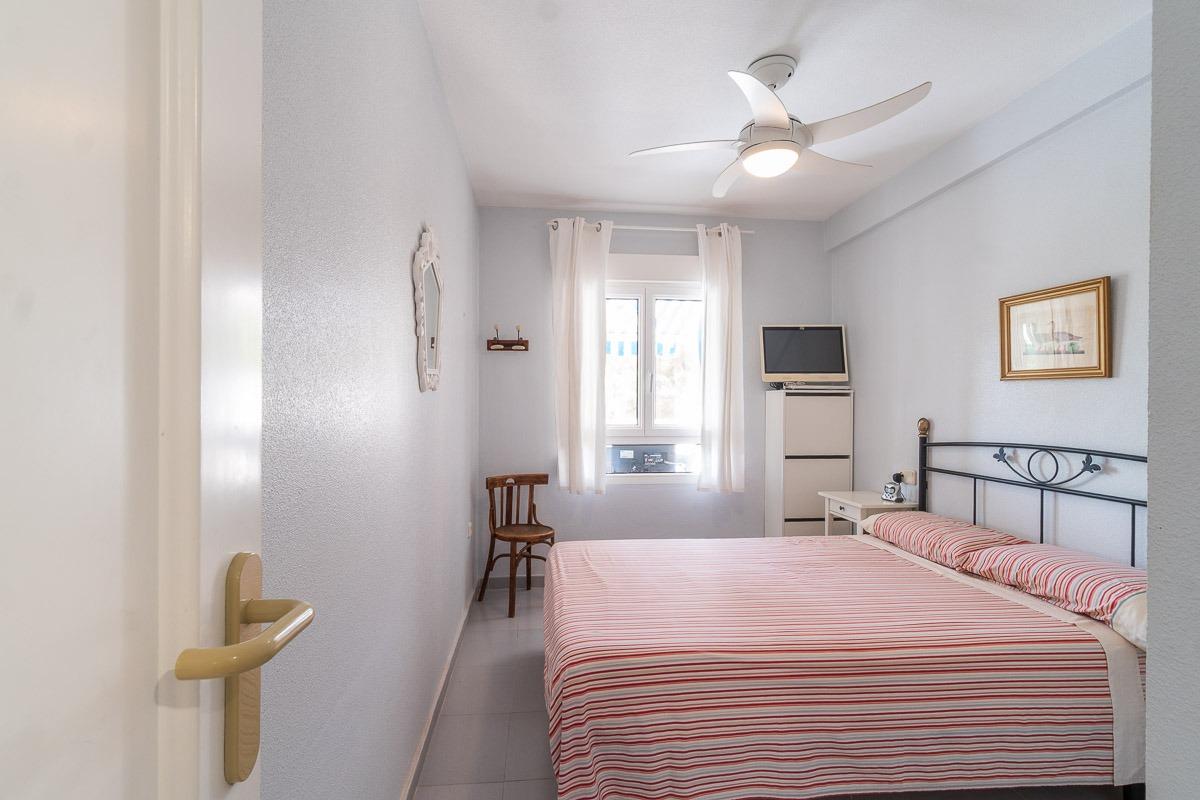 For sale - 3 Bedroom 1 Bathroom Apartment in Orihuela Costa - Campoamor  - Alicante