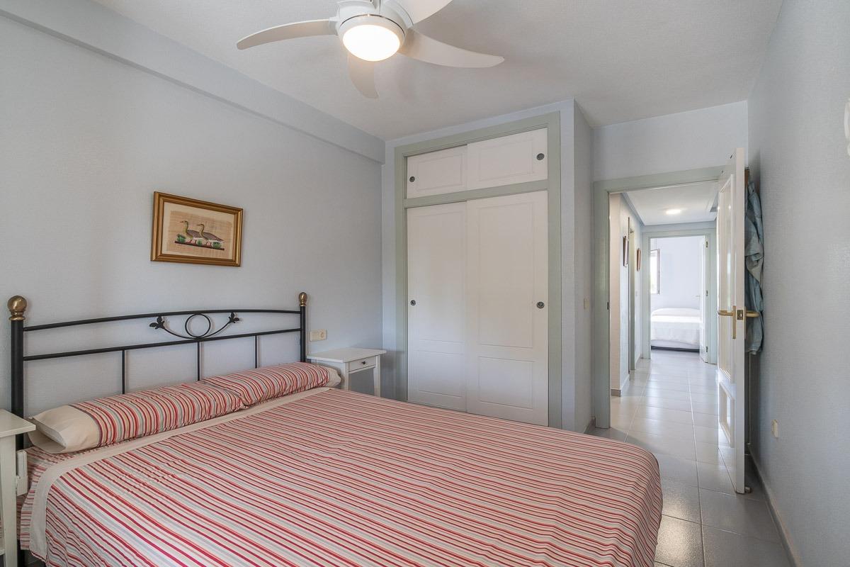 For sale - 3 Bedroom 1 Bathroom Apartment in Orihuela Costa - Campoamor  - Alicante