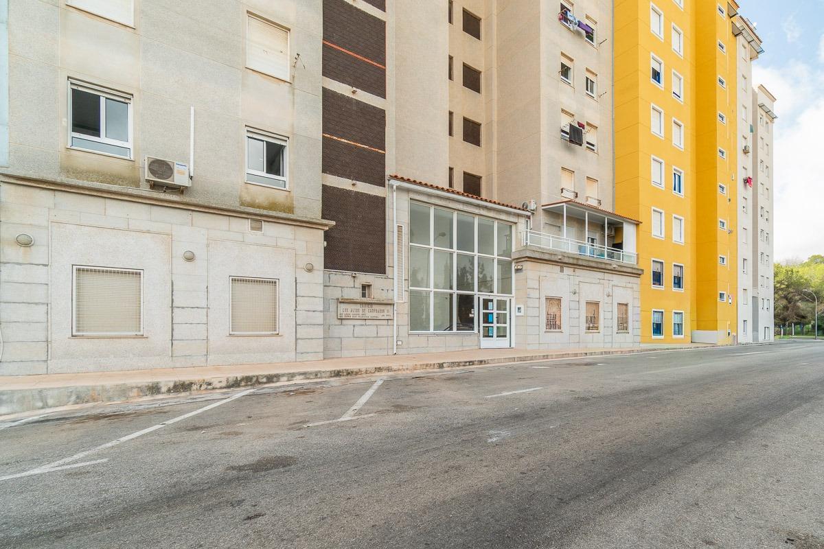 For sale - 3 Bedroom 1 Bathroom Apartment in Orihuela Costa - Campoamor  - Alicante