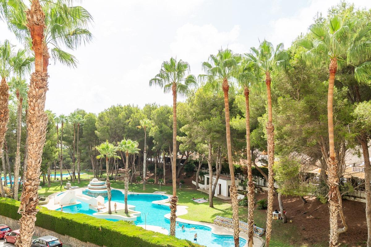 For sale - 3 Bedroom 1 Bathroom Apartment in Orihuela Costa - Campoamor  - Alicante