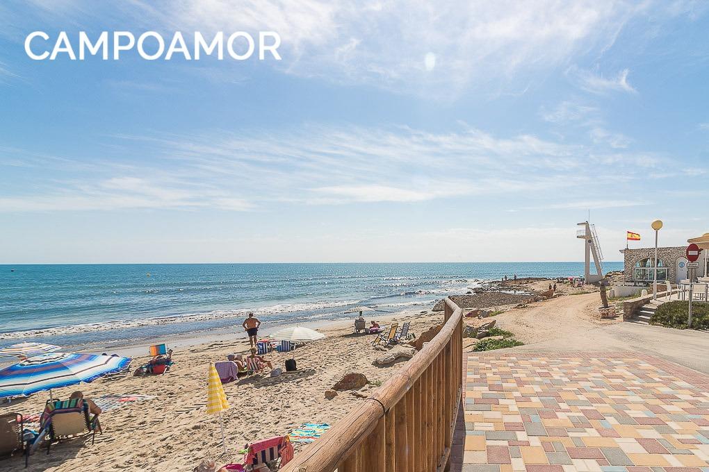 For sale - 3 Bedroom 1 Bathroom Apartment in Orihuela Costa - Campoamor  - Alicante