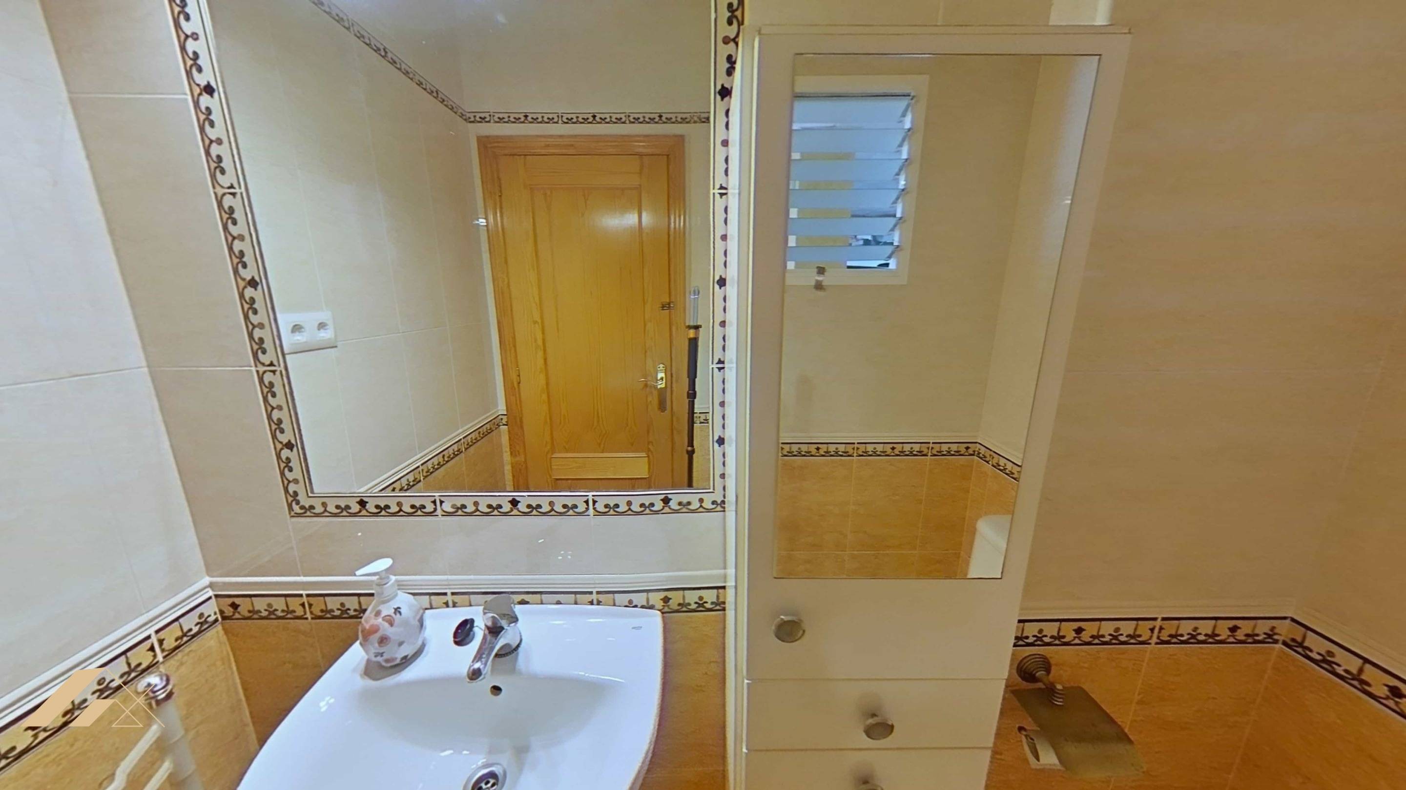 For sale - 4 Bedroom 2 Bathroom Duplex in San Pedro del Pinatar - Centro  - Murcia