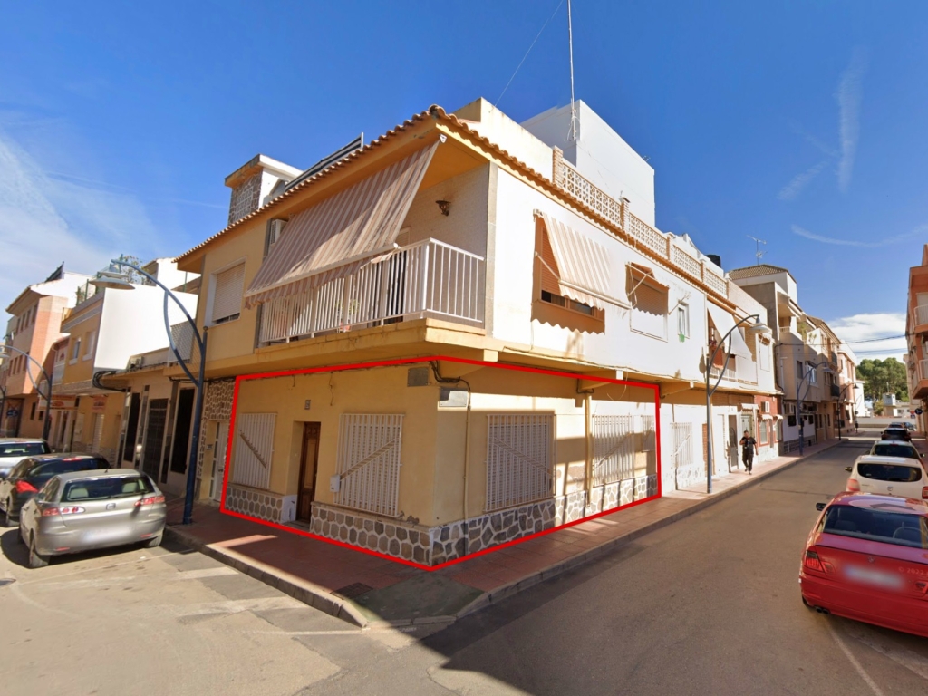 4 Bedroom 1 Bathroom Apartment in Santiago de la Ribera