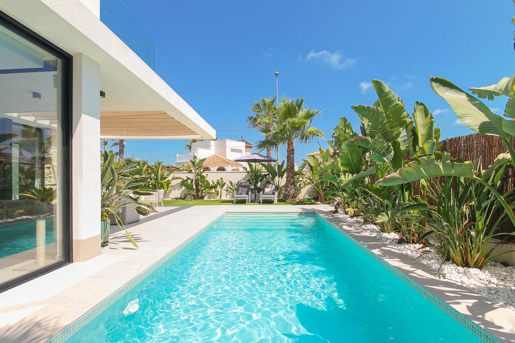 For sale - 3 Bedroom 3 Bathroom Villa in Lomas de Cabo Roig - Costa Blanca  - Alicante