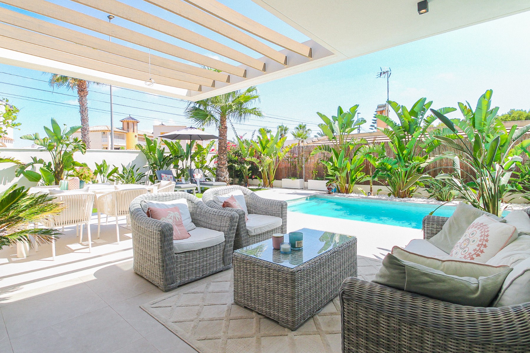 For sale - 3 Bedroom 3 Bathroom Villa in Lomas de Cabo Roig - Costa Blanca  - Alicante