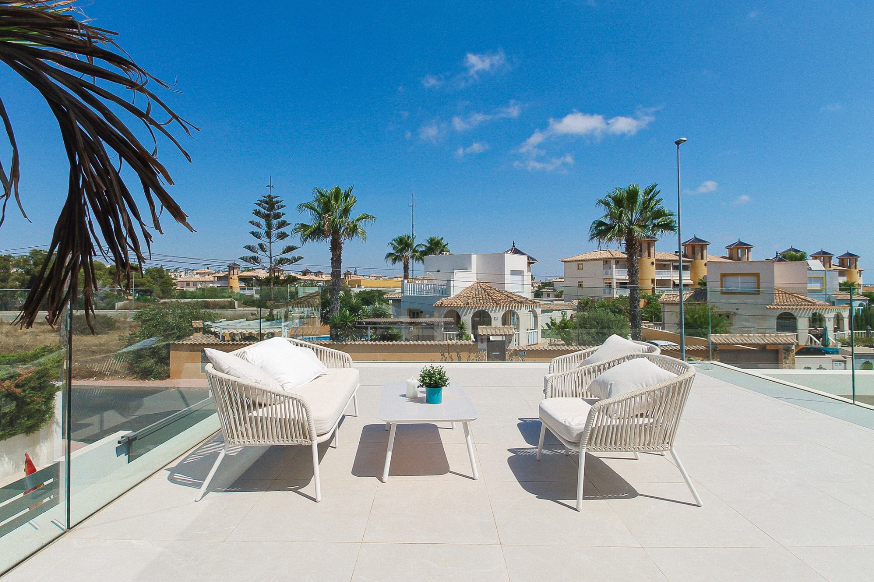 For sale - 3 Bedroom 3 Bathroom Villa in Lomas de Cabo Roig - Costa Blanca  - Alicante