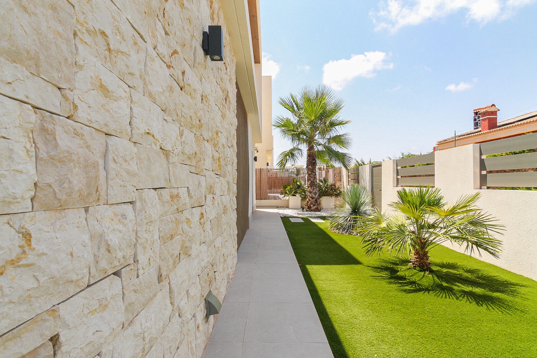 For sale - 3 Bedroom 3 Bathroom Villa in Lomas de Cabo Roig - Costa Blanca  - Alicante
