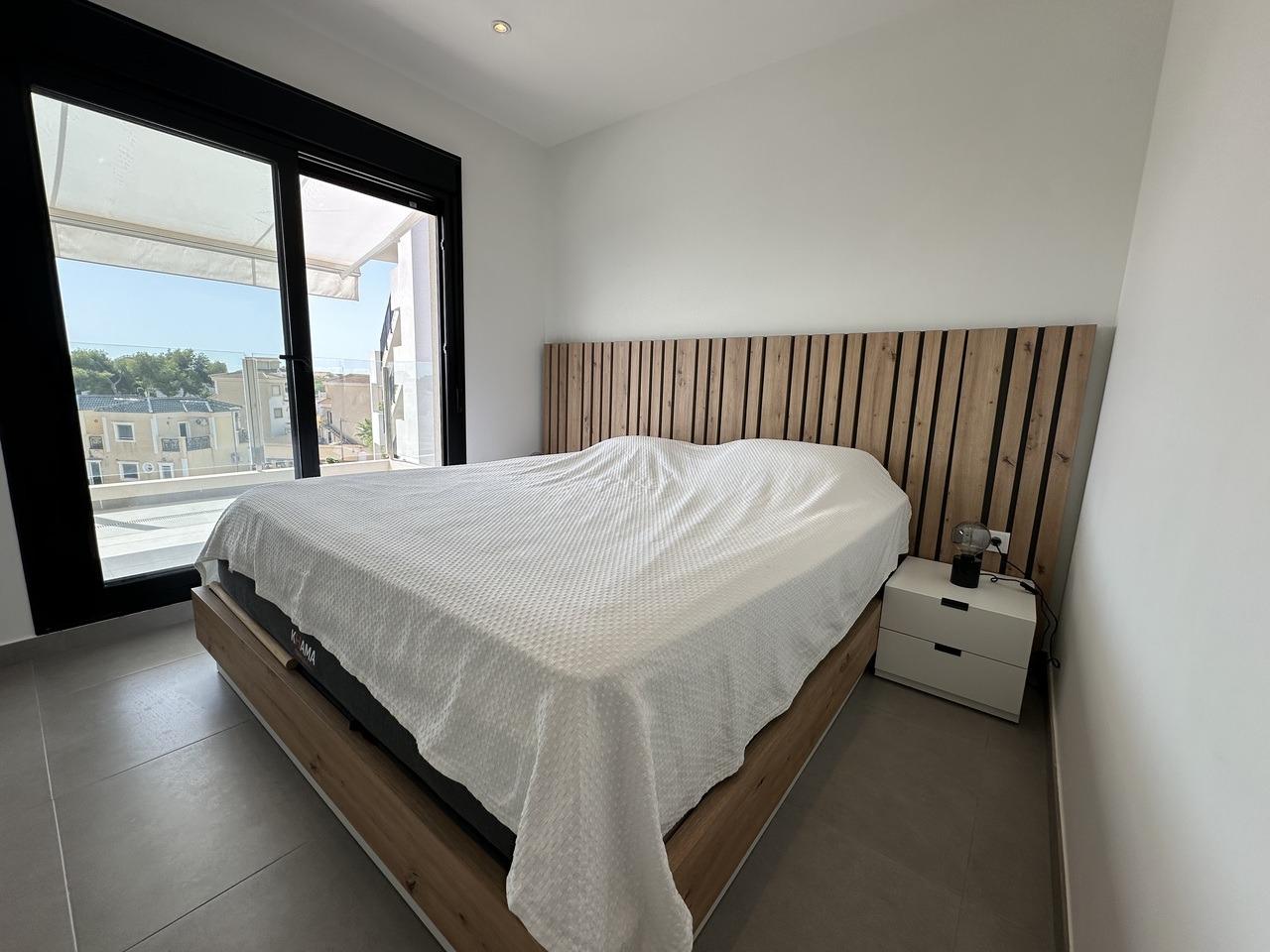 For sale - 2 Bedroom 2 Bathroom Penthouse in Orihuela Costa - Costa Blanca  - Alicante