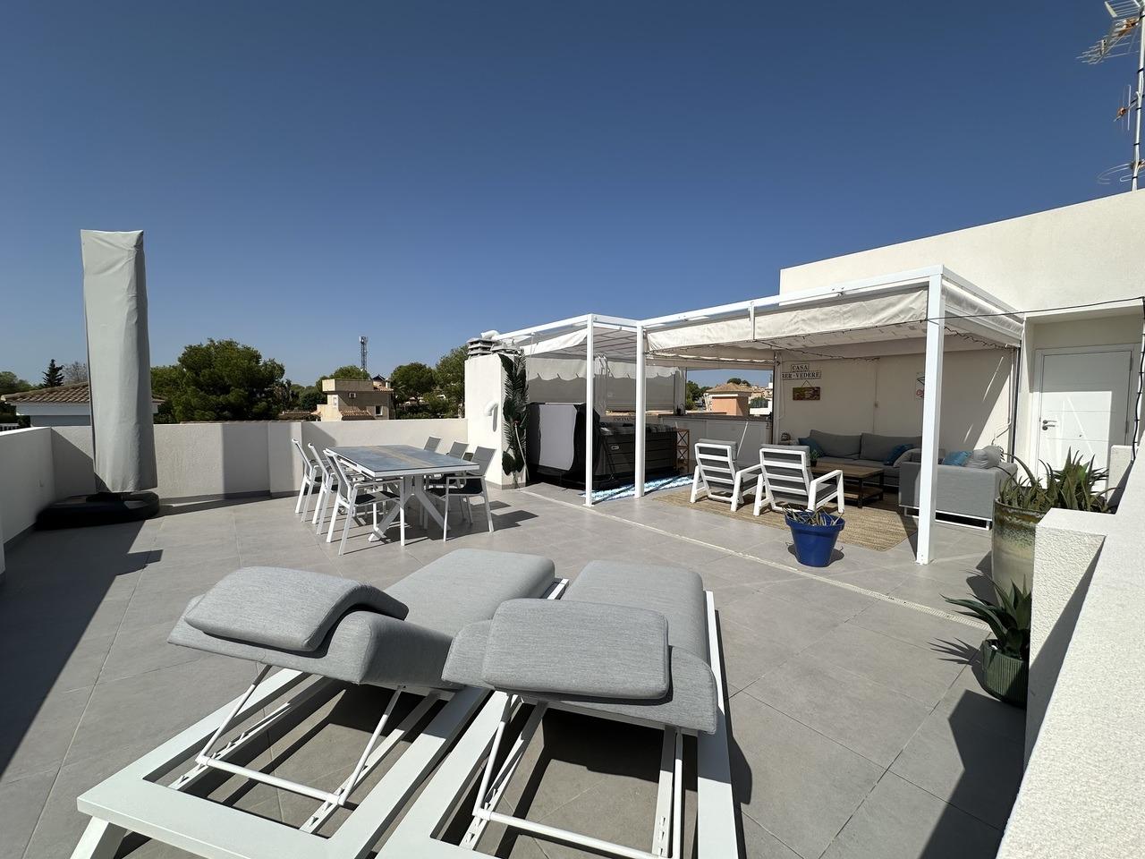 For sale - 2 Bedroom 2 Bathroom Penthouse in Orihuela Costa - Costa Blanca  - Alicante