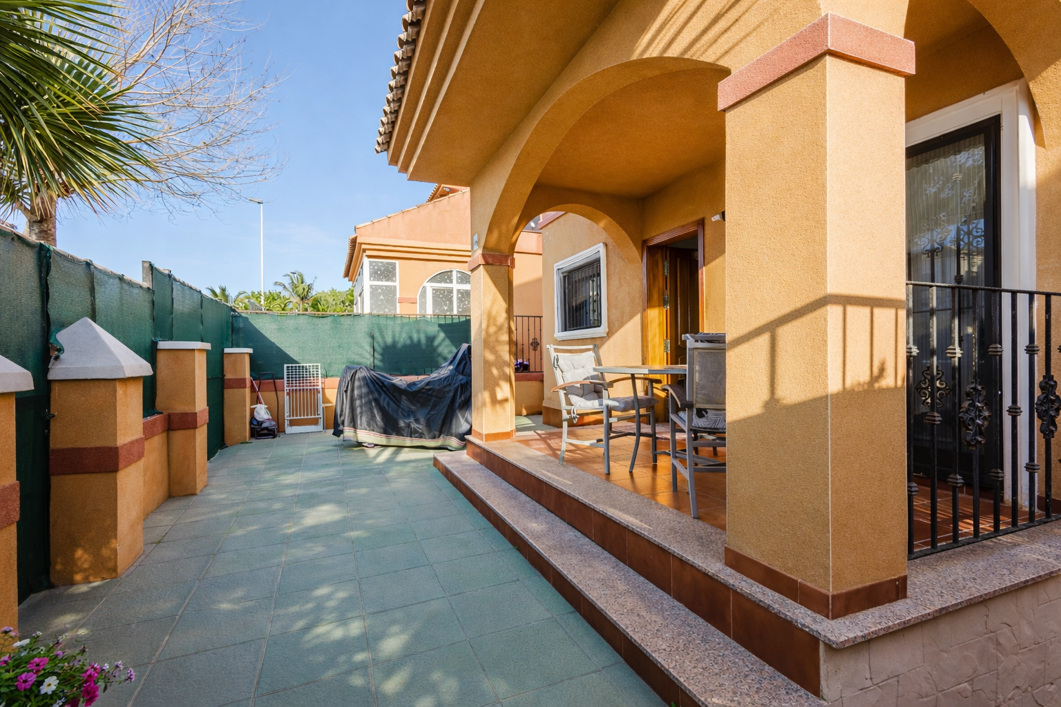For sale - 2 Bedroom 2 Bathroom Villa in Torrevieja - Costa Blanca  - Alicante