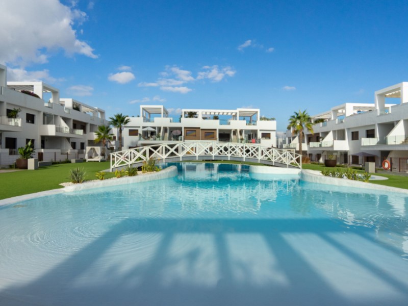 For sale - 4 Bedroom 3 Bathroom Villa in Torrevieja - Costa Blanca  - Alicante