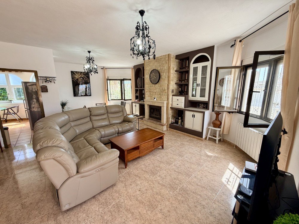 For sale - 3 Bedroom 2 Bathroom Villa in Ciudad Quesada - Costa Blanca  - Alicante