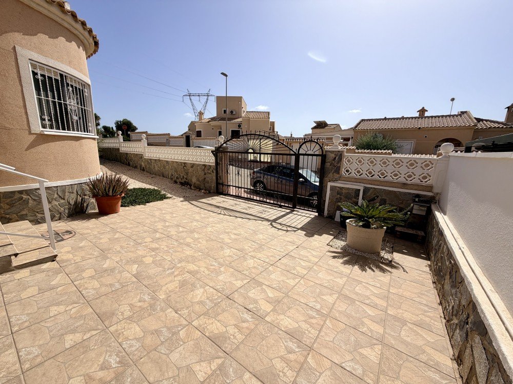 For sale - 3 Bedroom 2 Bathroom Villa in Ciudad Quesada - Costa Blanca  - Alicante