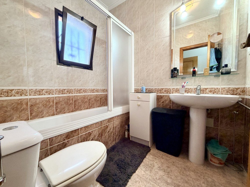 For sale - 3 Bedroom 2 Bathroom Villa in Ciudad Quesada - Costa Blanca  - Alicante