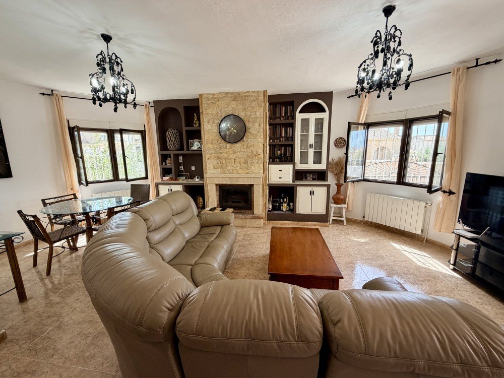 For sale - 3 Bedroom 2 Bathroom Villa in Ciudad Quesada - Costa Blanca  - Alicante