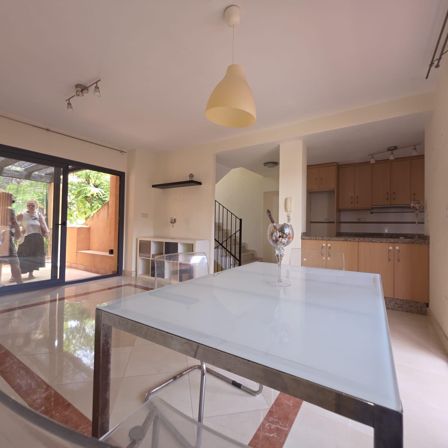 For sale - 4 Bedroom 2 Bathroom Town House in Orihuela Costa - Las Filipinas  - Alicante