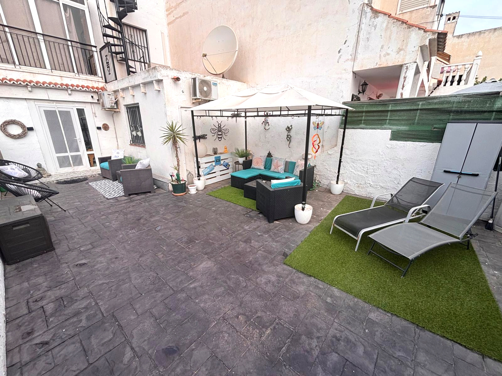 For sale - 2 Bedroom 1 Bathroom Apartment in Torrevieja - Costa Blanca  - Alicante