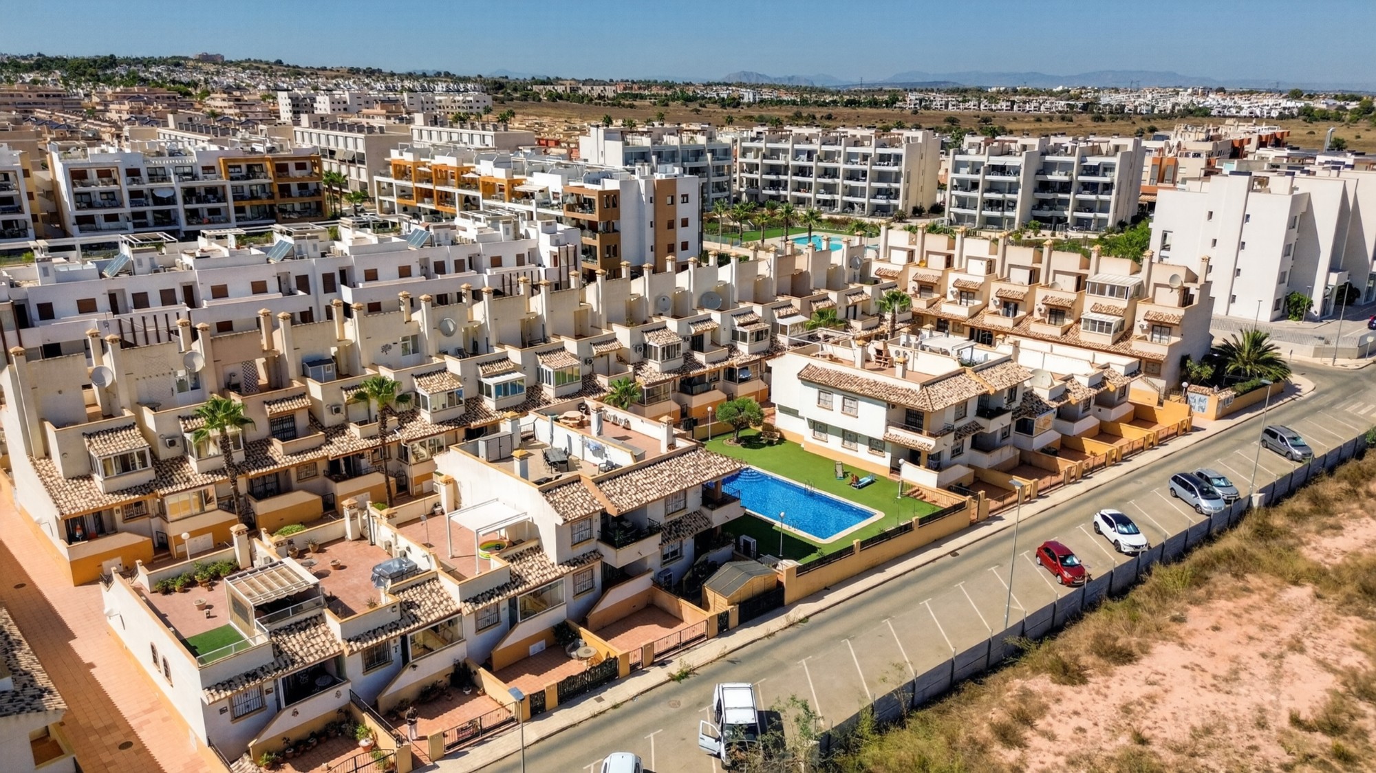 For sale - 2 Bedroom 2 Bathroom Villa in Villamartin - Costa Blanca  - Alicante