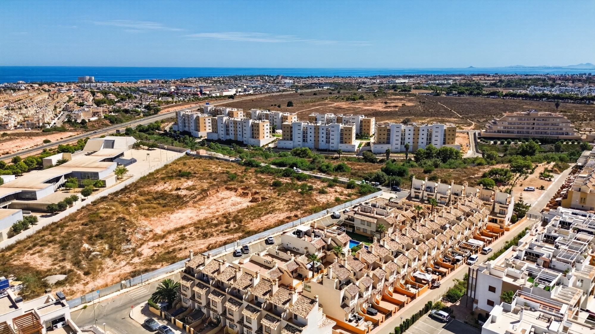 For sale - 2 Bedroom 2 Bathroom Villa in Villamartin - Costa Blanca  - Alicante