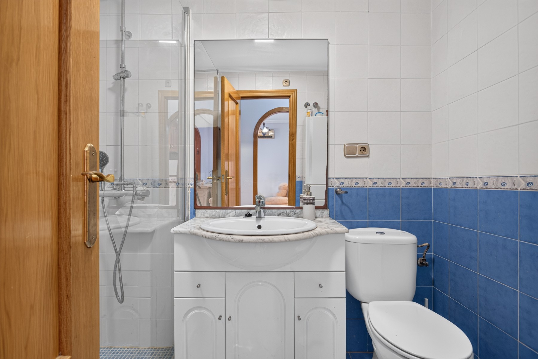 For sale - 2 Bedroom 2 Bathroom Villa in Villamartin - Costa Blanca  - Alicante