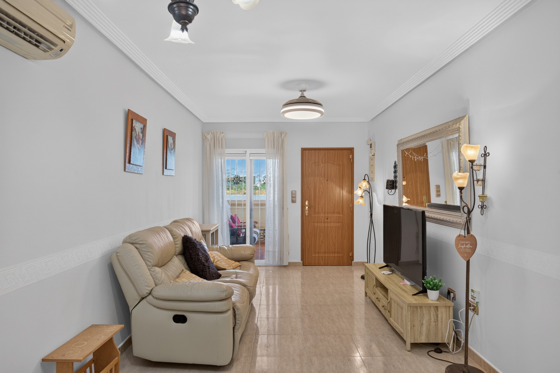 For sale - 2 Bedroom 2 Bathroom Villa in Villamartin - Costa Blanca  - Alicante