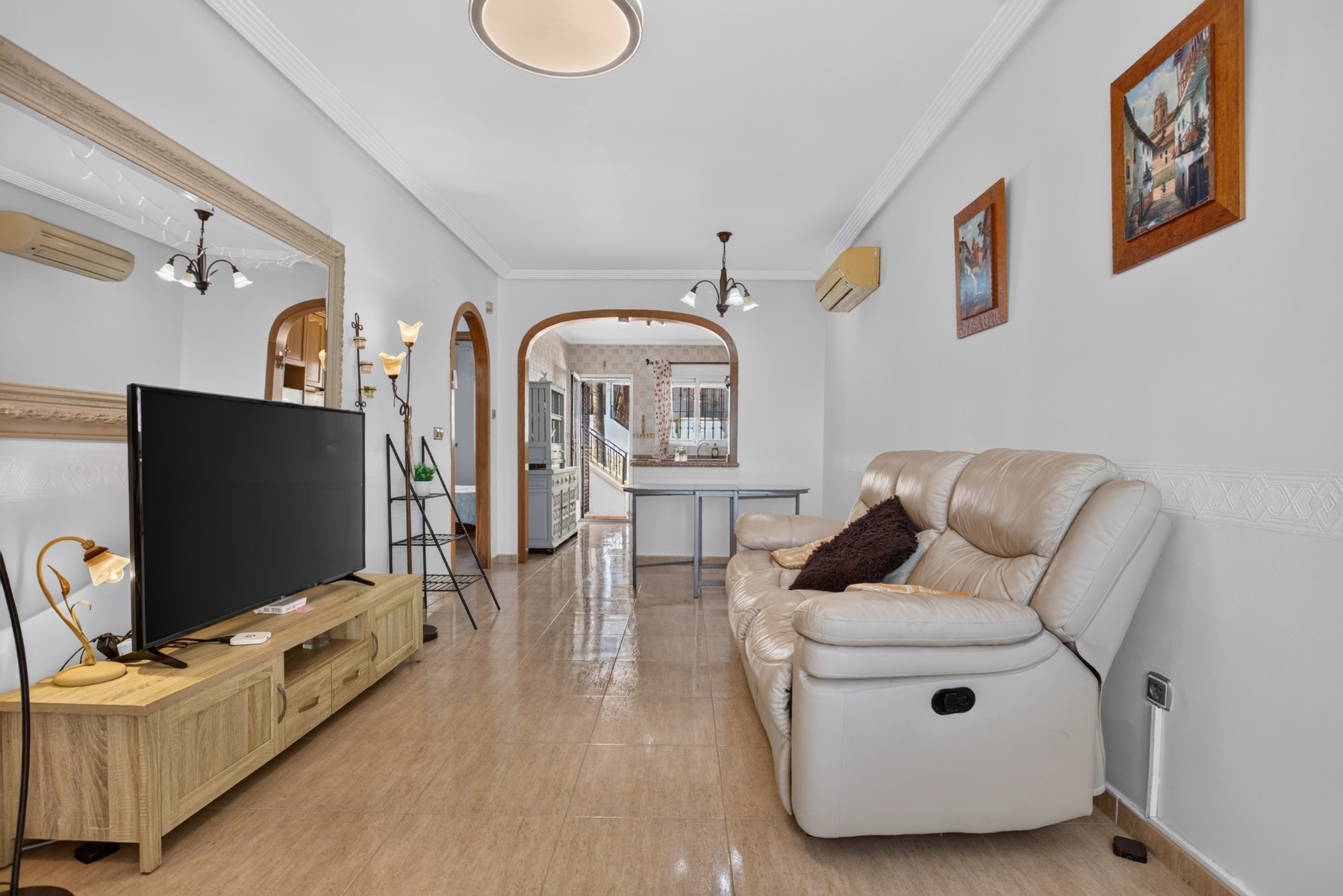 For sale - 2 Bedroom 2 Bathroom Villa in Villamartin - Costa Blanca  - Alicante