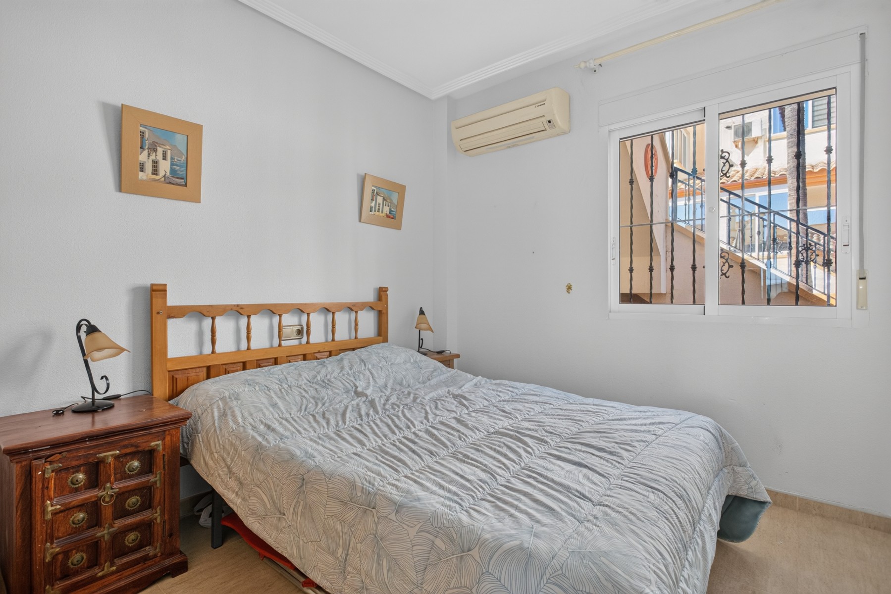 For sale - 2 Bedroom 2 Bathroom Villa in Villamartin - Costa Blanca  - Alicante