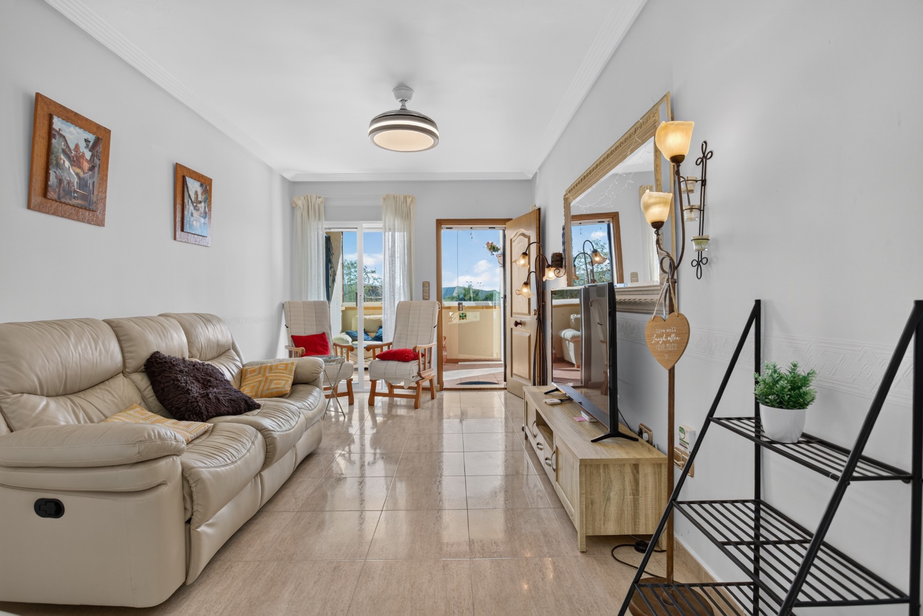 For sale - 2 Bedroom 2 Bathroom Villa in Villamartin - Costa Blanca  - Alicante