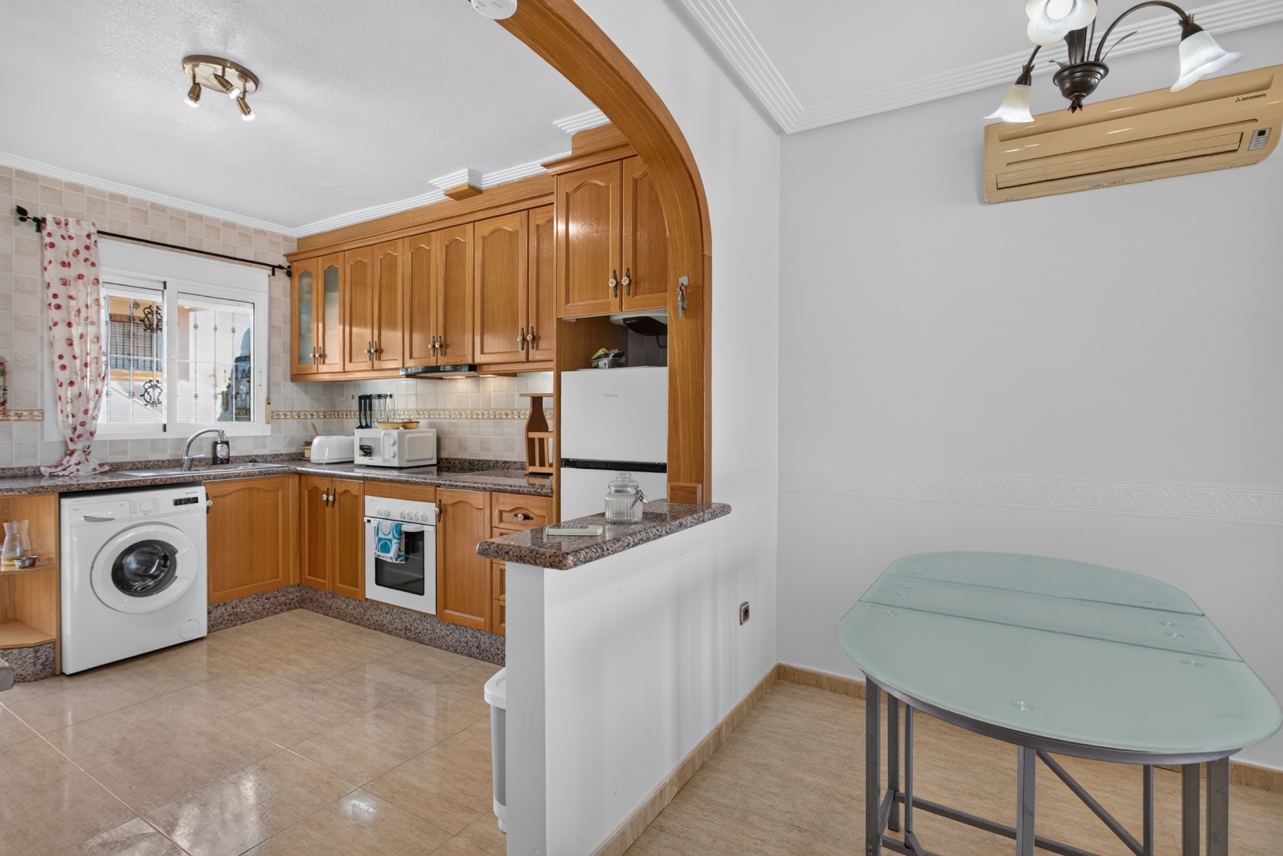 For sale - 2 Bedroom 2 Bathroom Villa in Villamartin - Costa Blanca  - Alicante