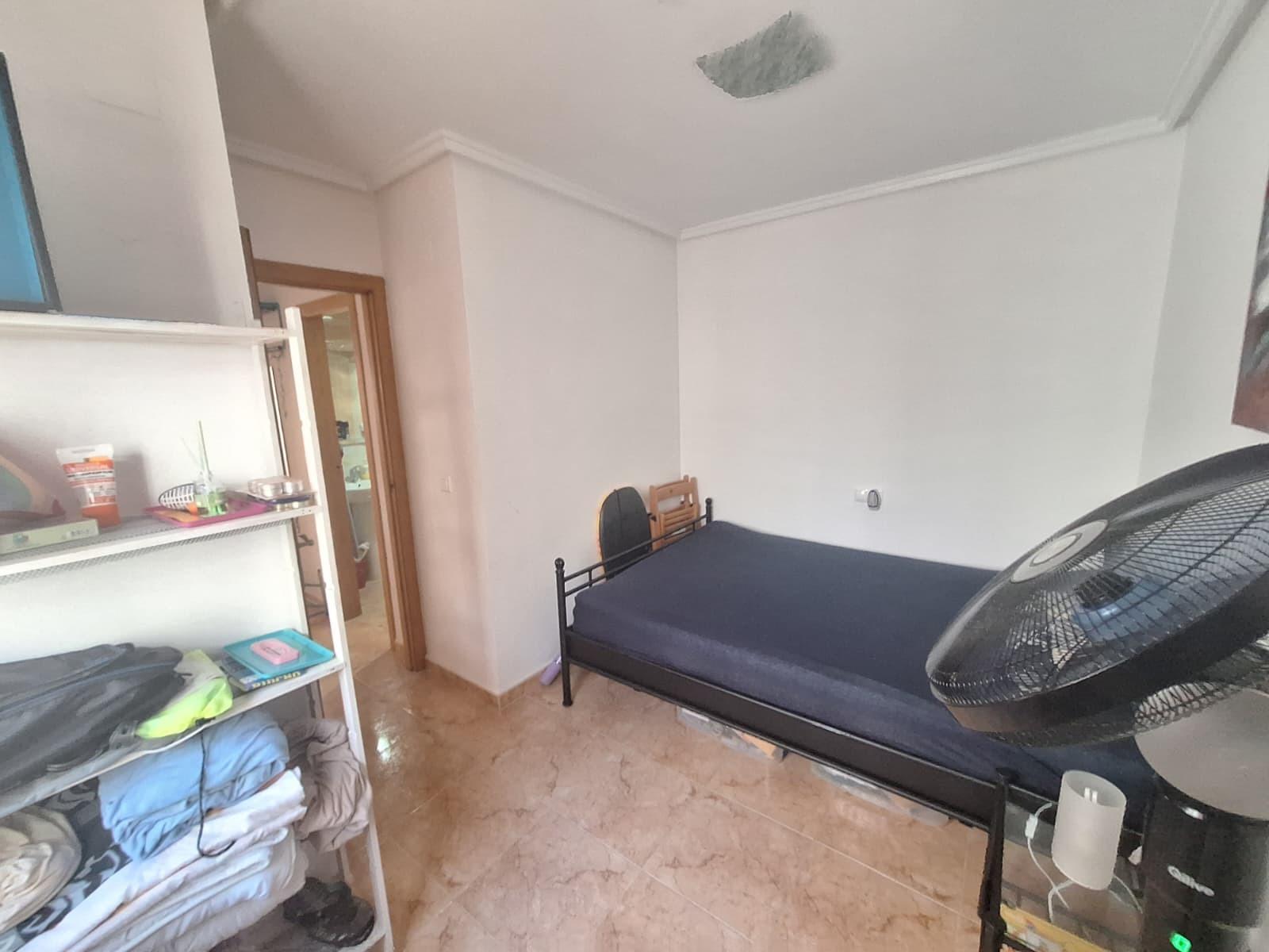 For sale - 2 Bedroom 1 Bathroom Top Floor apartment in Torrevieja - El Limonar  - Alicante