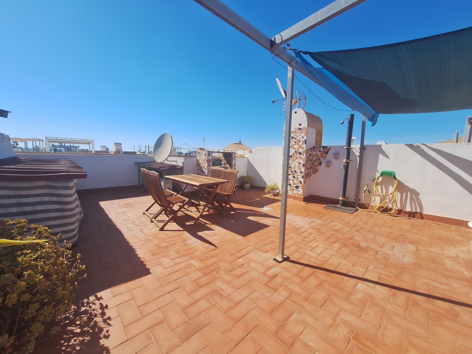 For sale - 2 Bedroom 1 Bathroom Top Floor apartment in Torrevieja - El Limonar  - Alicante