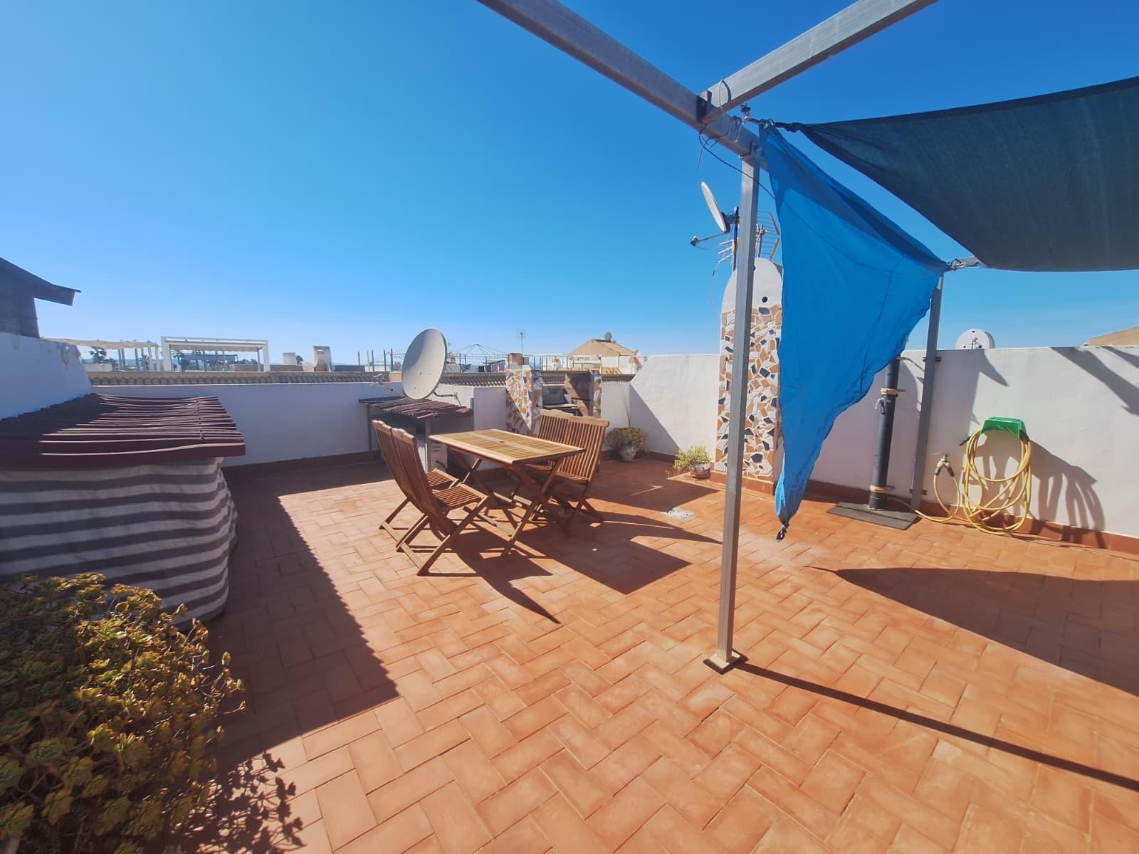 For sale - 2 Bedroom 1 Bathroom Top Floor apartment in Torrevieja - El Limonar  - Alicante