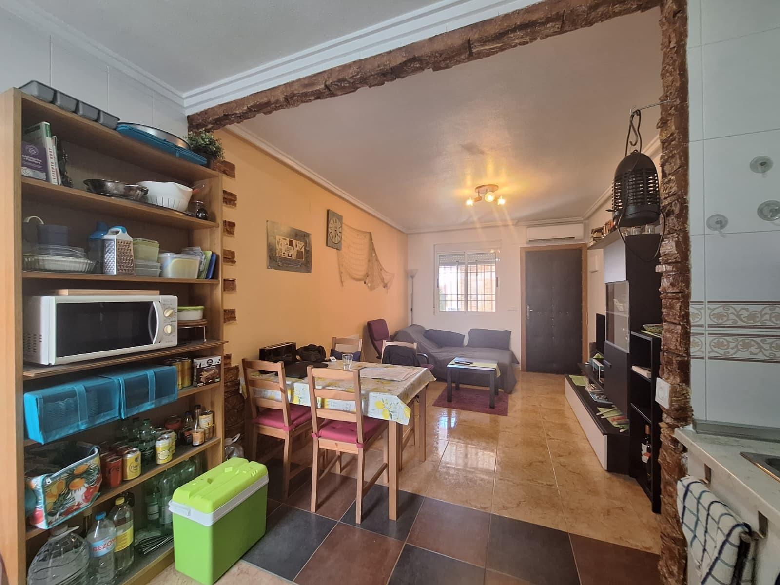 For sale - 2 Bedroom 1 Bathroom Top Floor apartment in Torrevieja - El Limonar  - Alicante