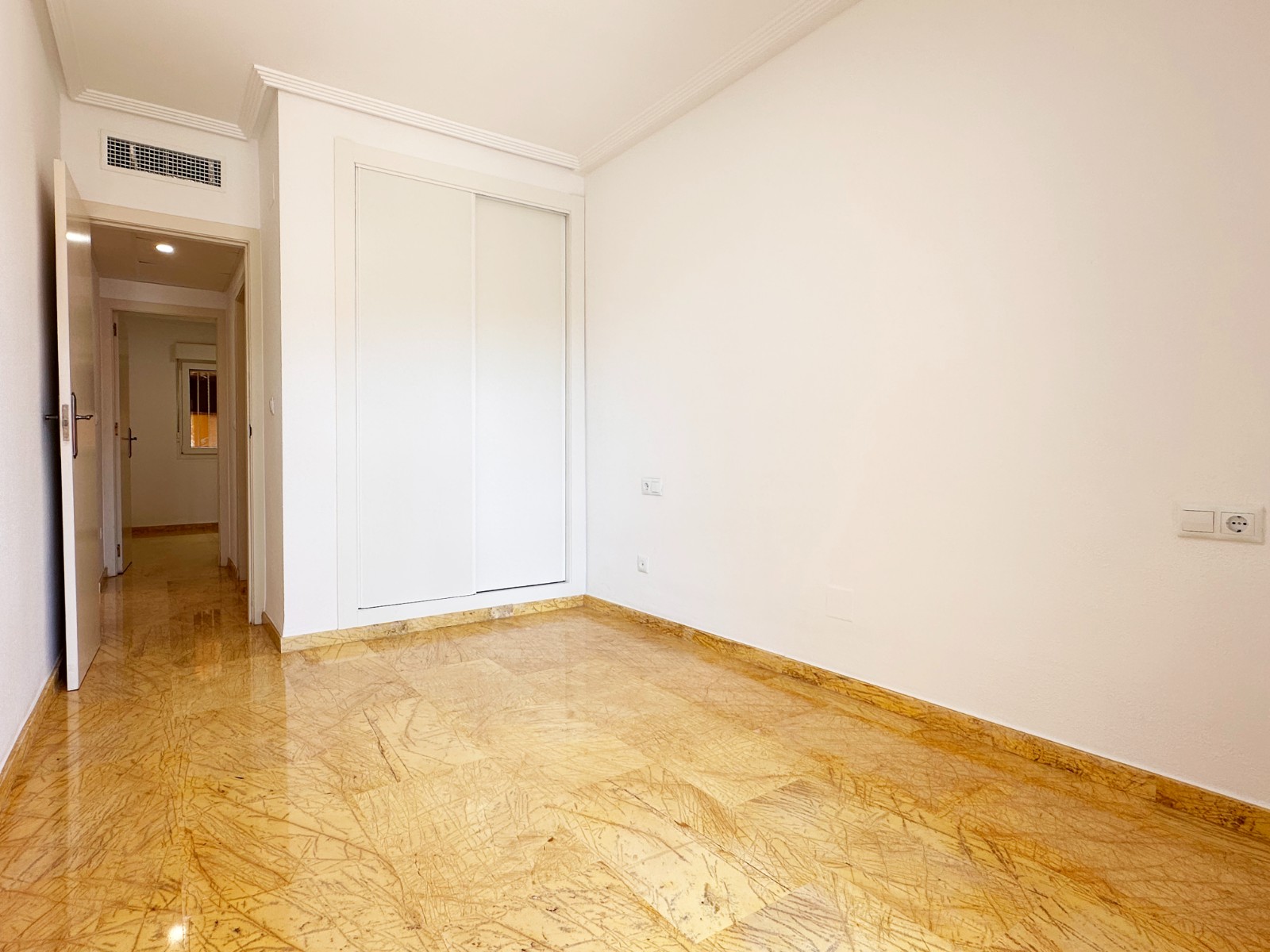 For sale - 2 Bedroom 1 Bathroom Apartment in Orihuela Costa - Costa Blanca  - Alicante