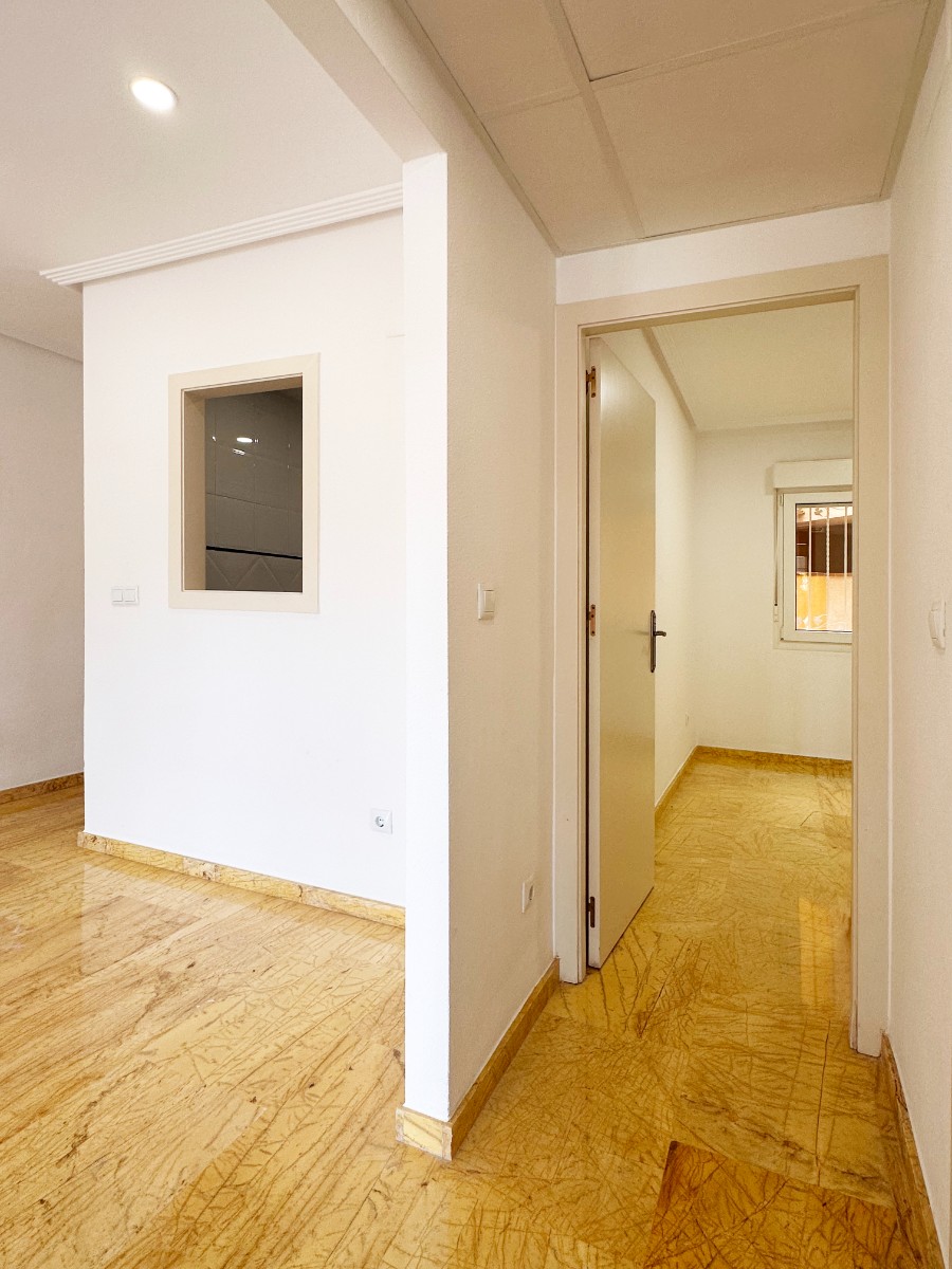 For sale - 2 Bedroom 1 Bathroom Apartment in Orihuela Costa - Costa Blanca  - Alicante