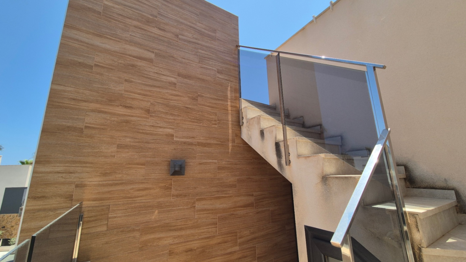 For sale - 4 Bedroom 4 Bathroom Villa in Torrevieja - Costa Blanca  - Alicante