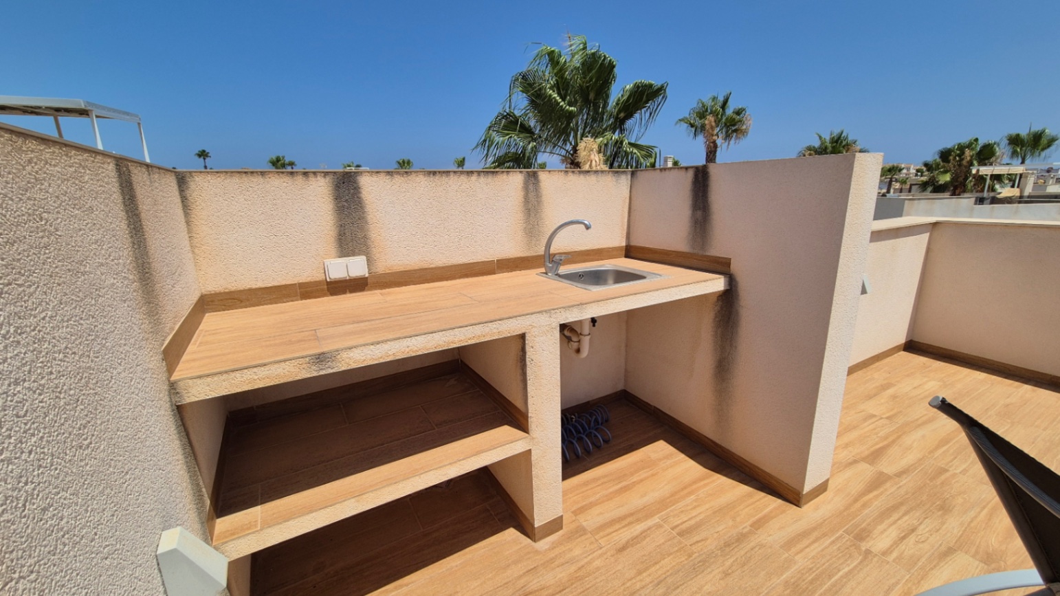For sale - 4 Bedroom 4 Bathroom Villa in Torrevieja - Costa Blanca  - Alicante