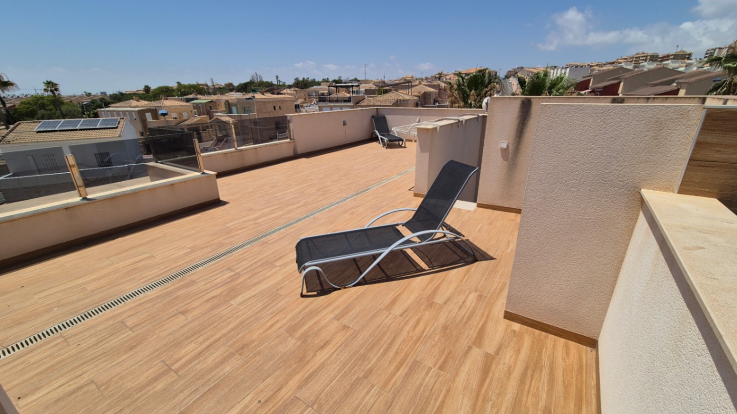 For sale - 4 Bedroom 4 Bathroom Villa in Torrevieja - Costa Blanca  - Alicante