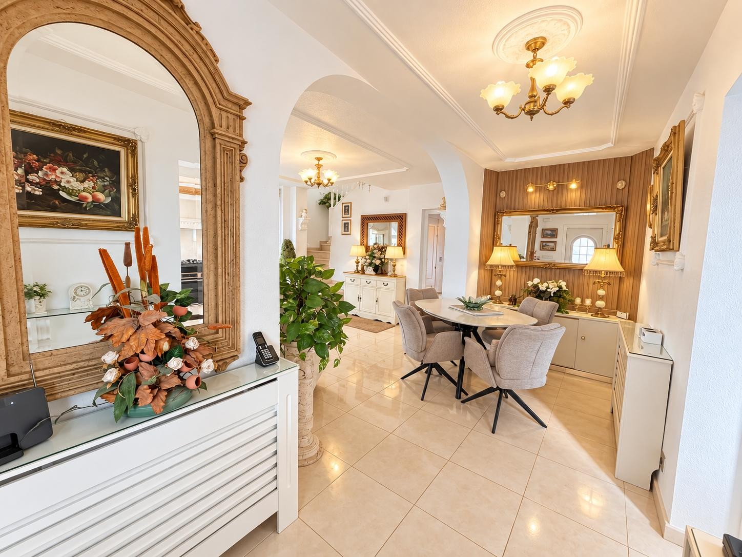 For sale - 3 Bedroom 2 Bathroom Villa in Villamartin - Costa Blanca  - Alicante