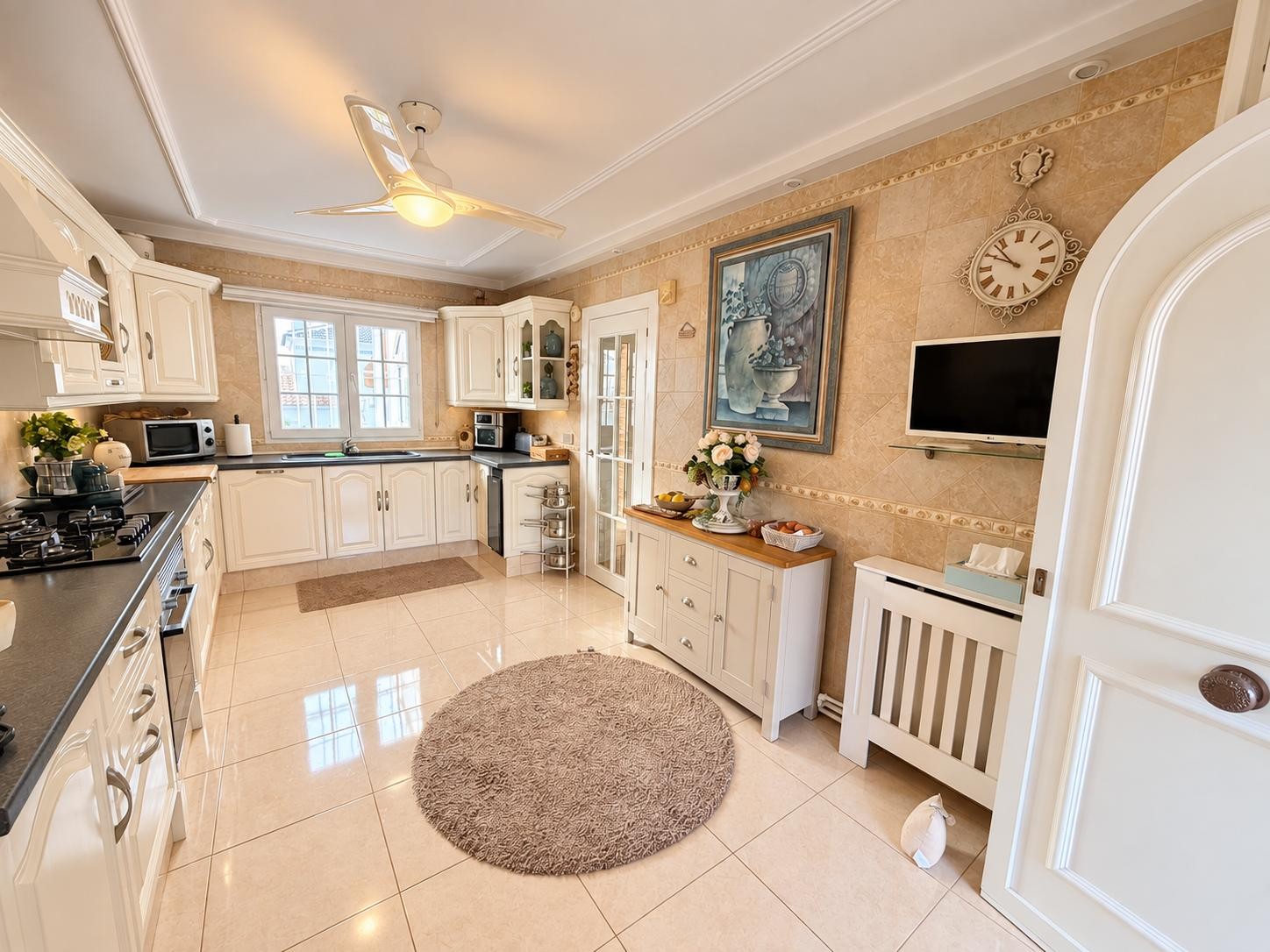 For sale - 3 Bedroom 2 Bathroom Villa in Villamartin - Costa Blanca  - Alicante